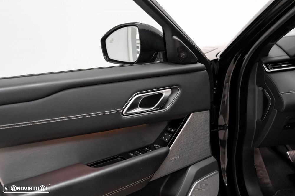 Land Rover Range Rover Velar 3.0 D300 AWD HSE - 28