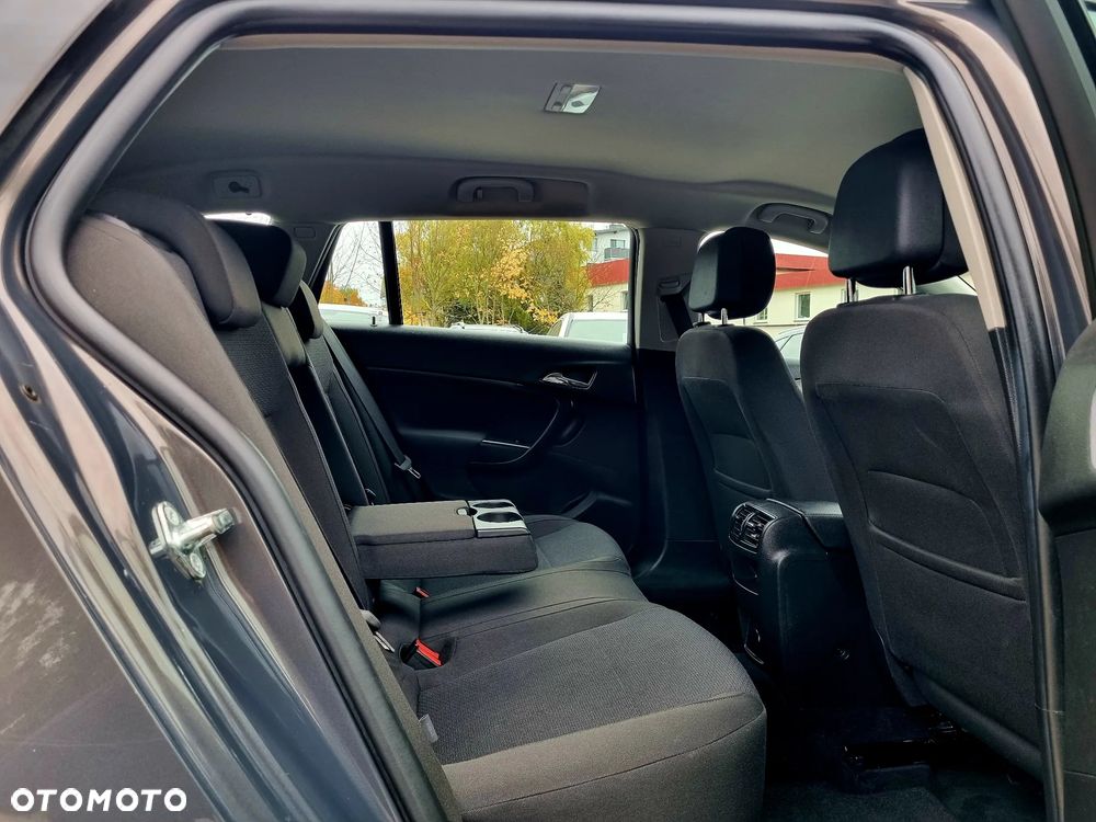 Opel Insignia 1.4 T Edition S&S - 12