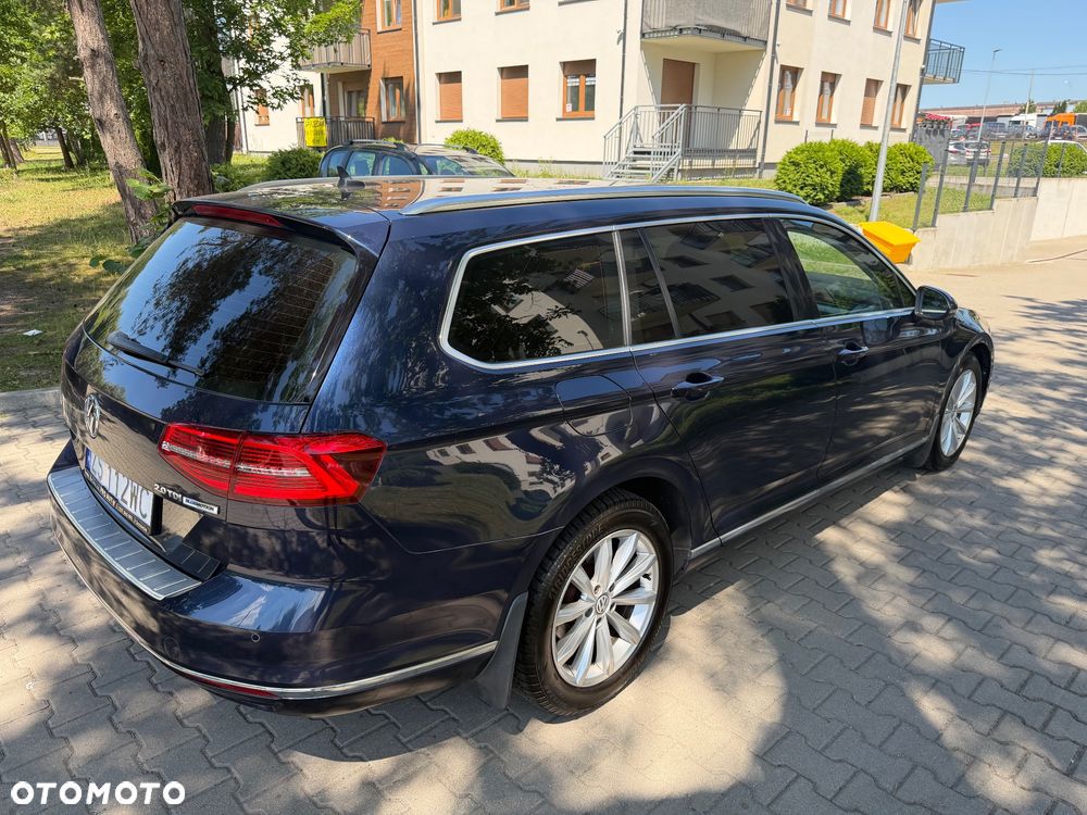 Volkswagen Passat - 11