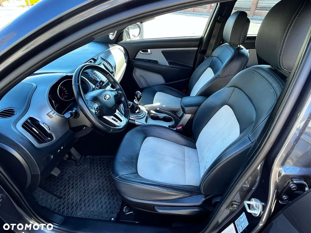 Kia Sportage - 12