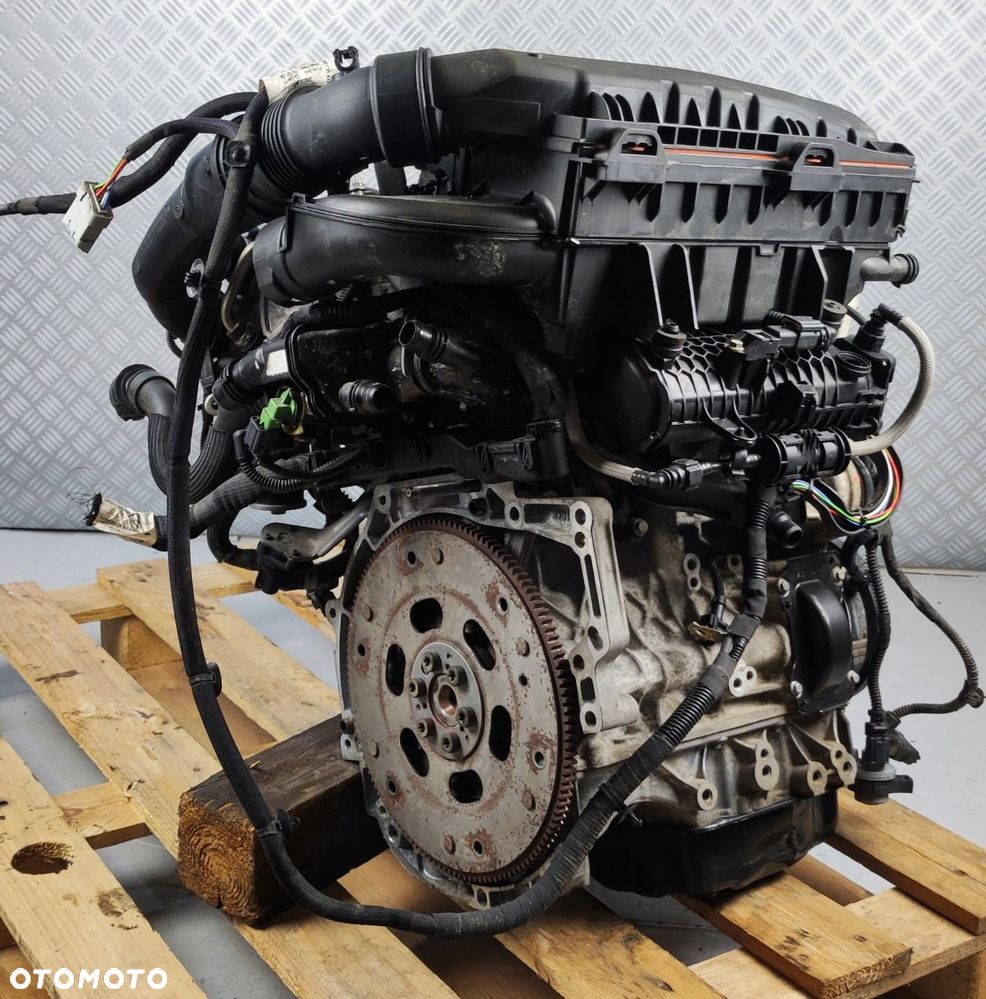 10Z1AF HN05 1,2 THP silnik słupek PEUGEOT 208 II CITROEN C4X OPEL CORSA F - 10