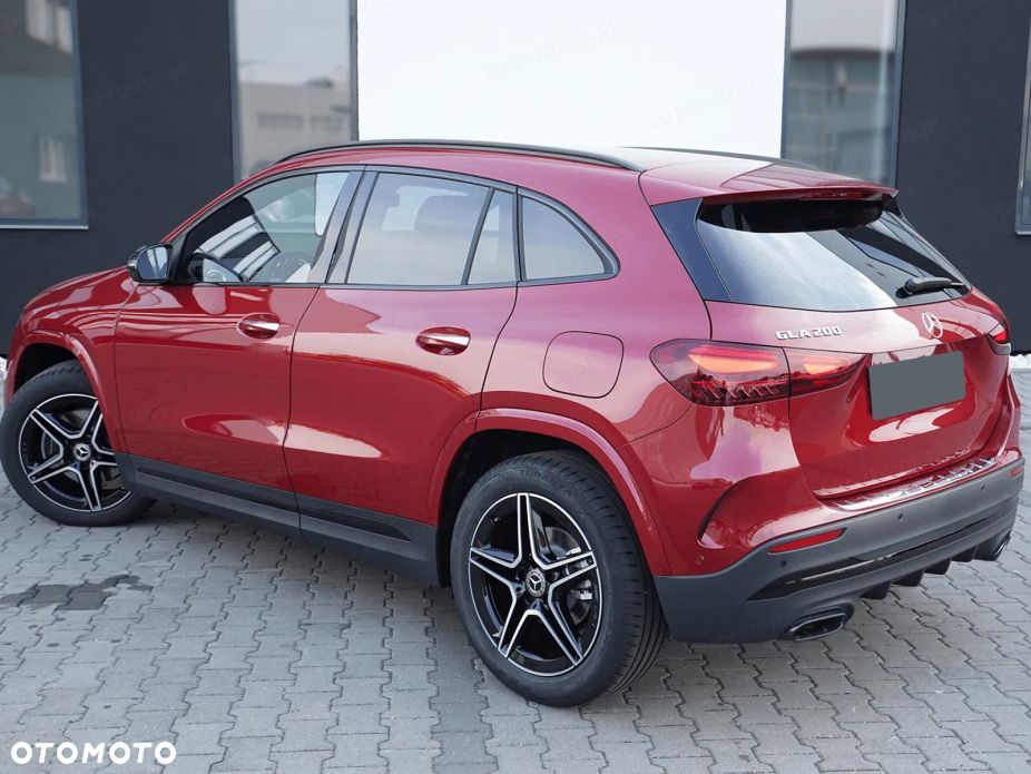 Mercedes-Benz GLA 200 mHEV AMG Line 7G-DCT - 6