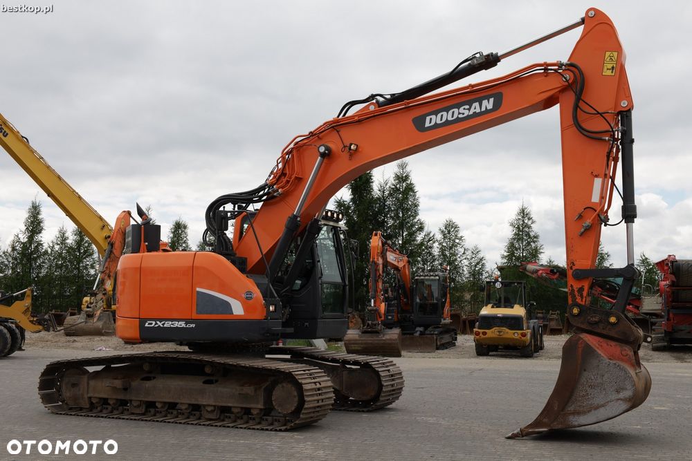 Doosan DX235LCR - 12