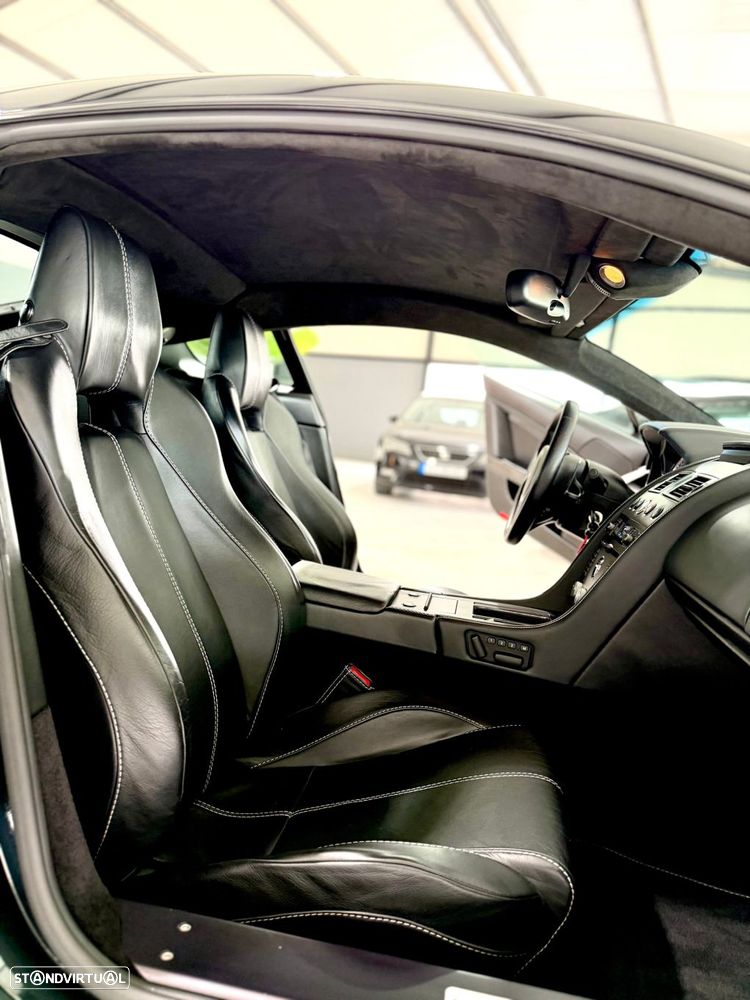 Aston Martin Vantage Coupe V8 Sportshift - 16