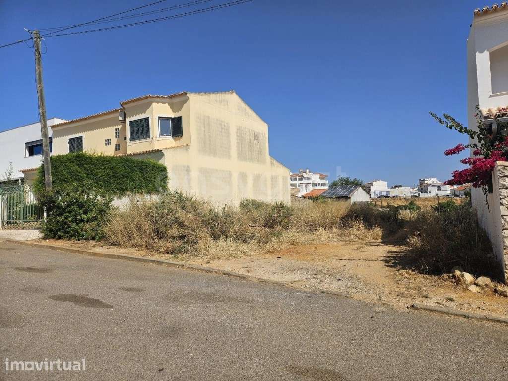 Terreno Urbano para Construção de Moradia com garagem na Bela Vista... - Grande imagem: 4/10