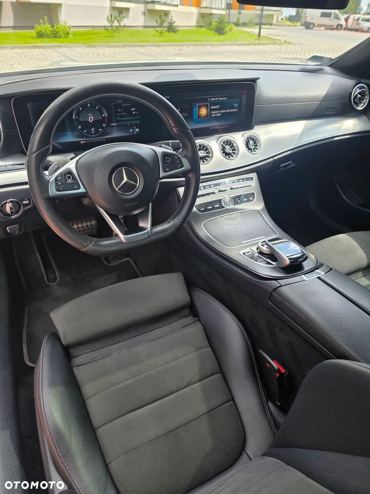 Mercedes-Benz Klasa E 220 d Coupe 4-Matic 9G-TRONIC - 10