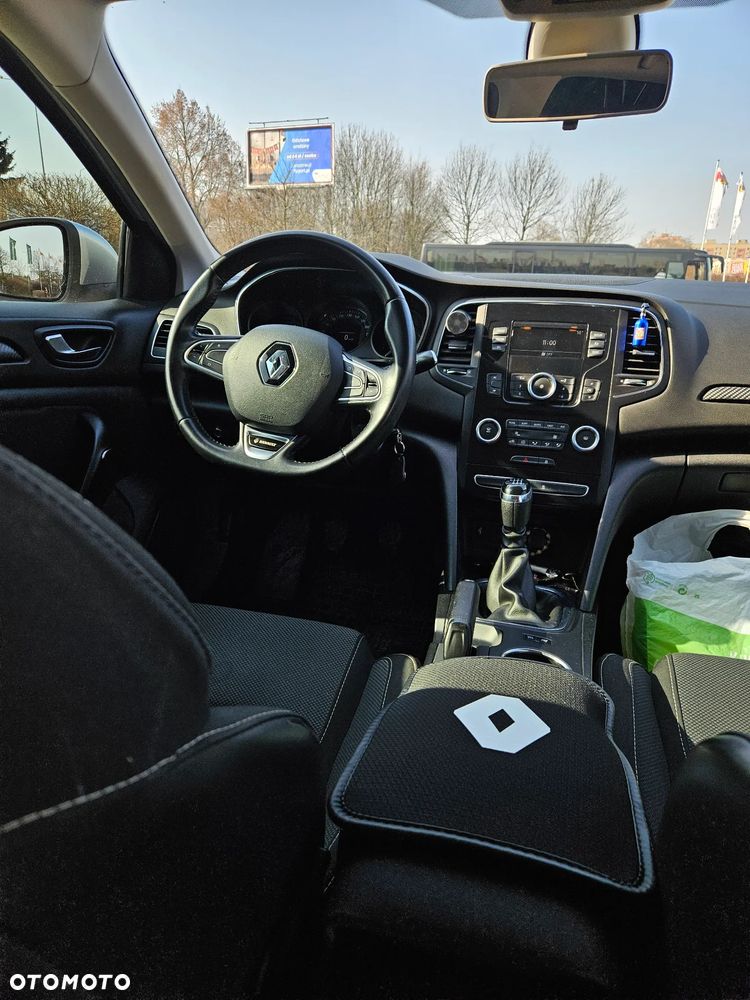 Renault Megane 1.5 dCi Business - 13