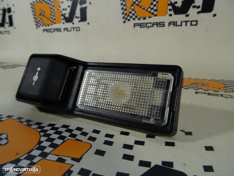Isqueiro Bmw 1 (E87)  Luz E Isqueiro Da Mala Bwm Serie 1 E87 - 3
