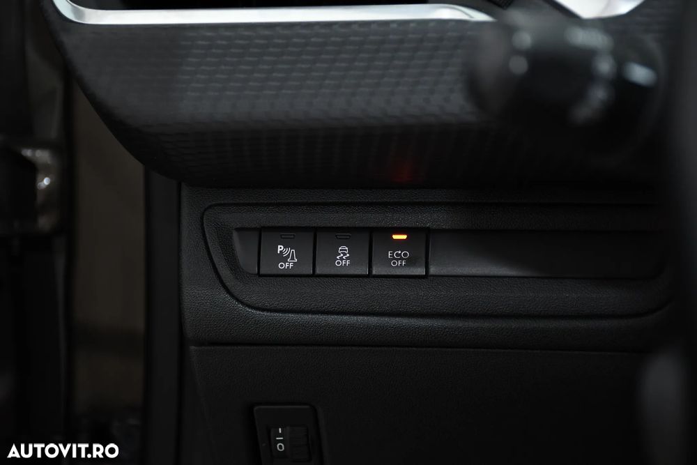 Peugeot 2008 PureTech 82 ETG5 STOP&START Allure - 26