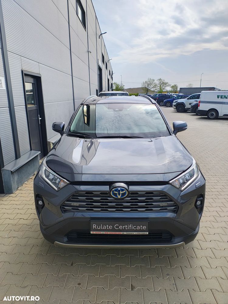 Toyota RAV4 - 3