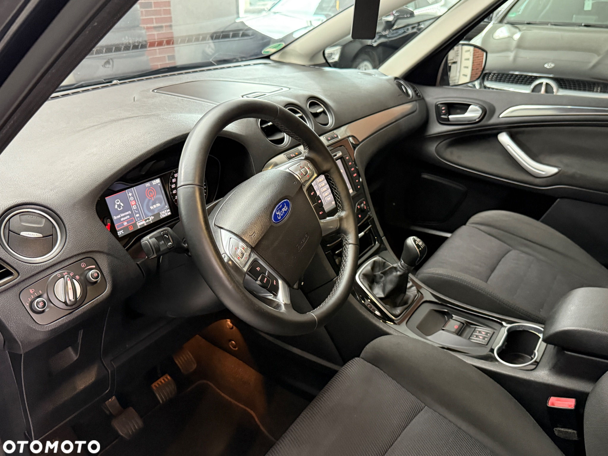 Ford S-Max 2.0 Titanium - 20