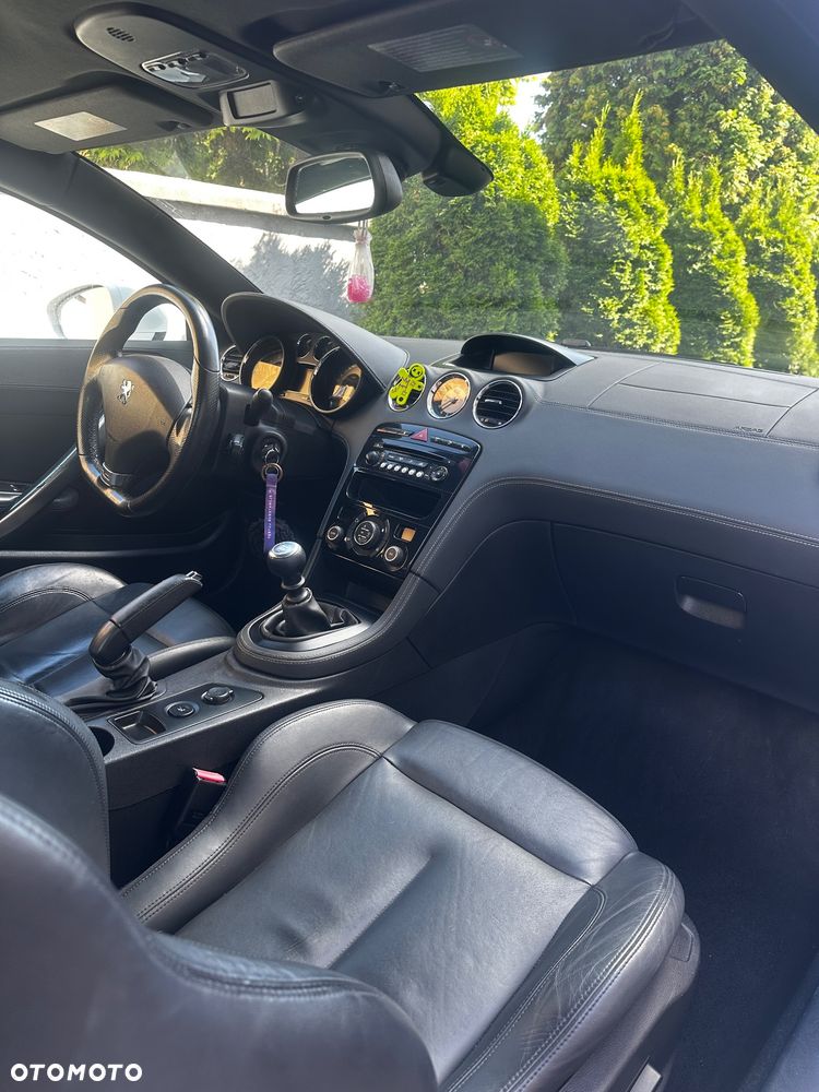 Peugeot RCZ 1.6 THP - 11