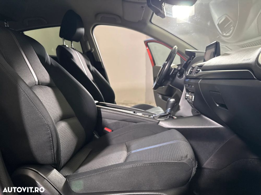 Mazda 3 - 12