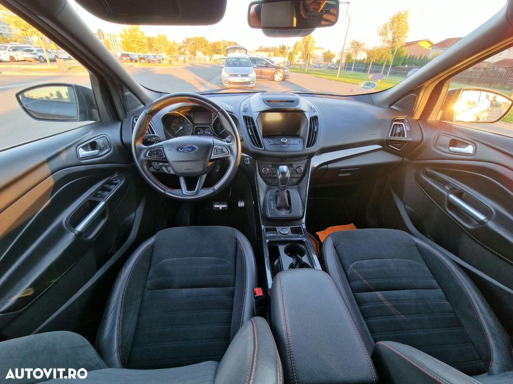 Ford Kuga 1.5 EcoBoost 4WD Aut. ST-Line - 9