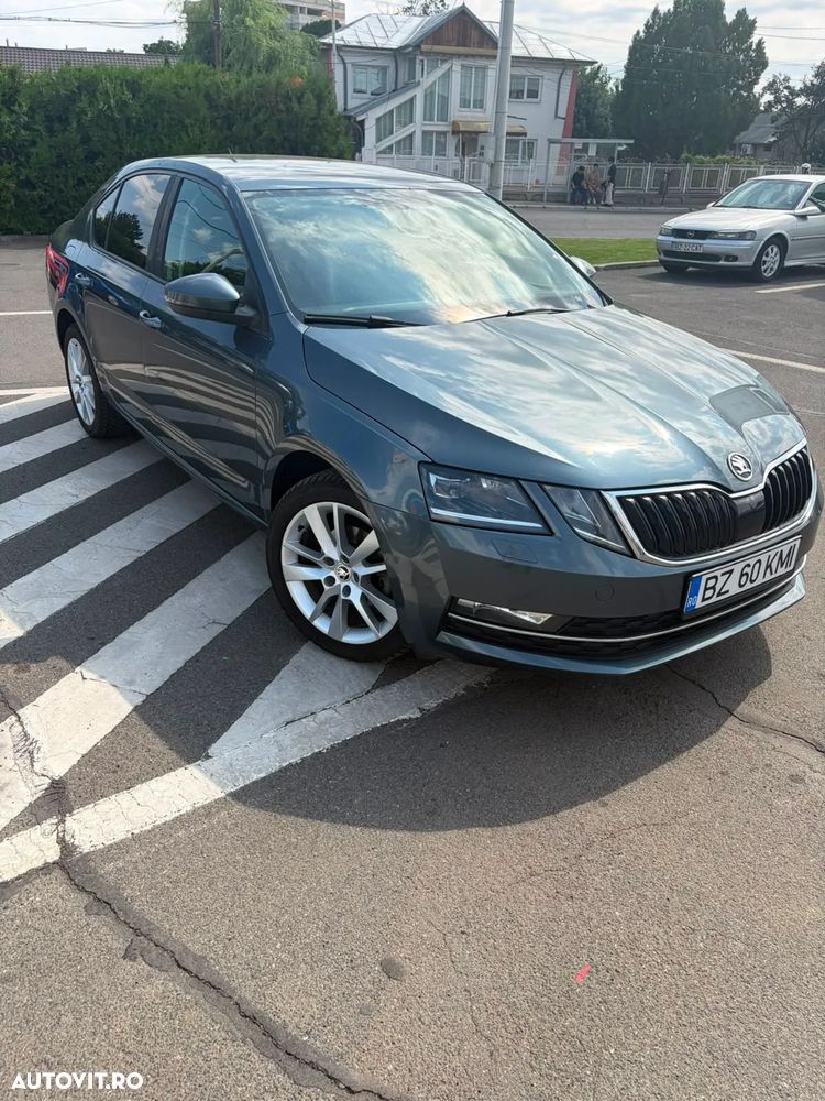 Skoda Octavia 1.6 TDI DSG Style - 5