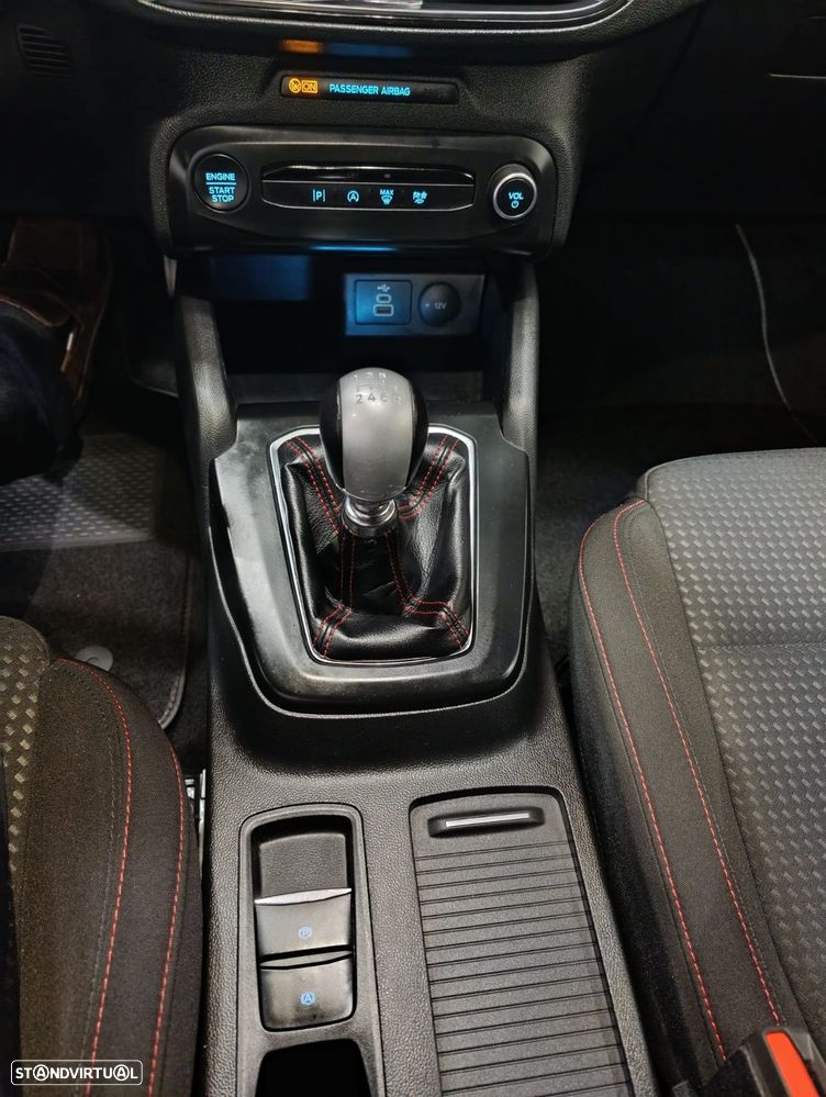 Ford Focus SW 1.0 EcoBoost ST-Line - 21