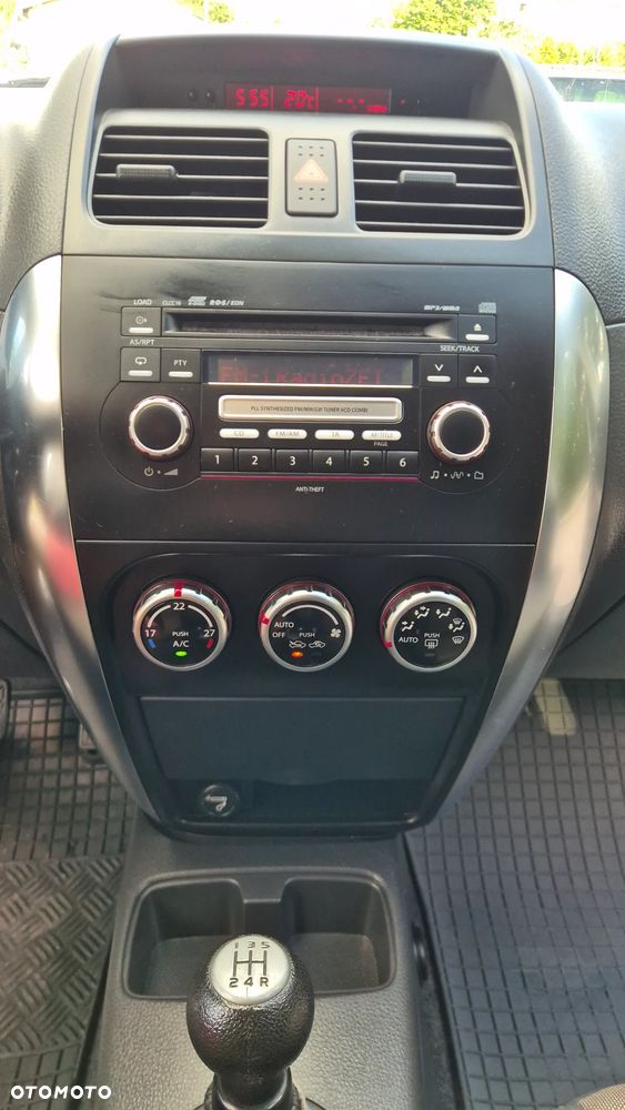 Fiat Sedici 1.6 16V 4x4 Luxury - 9