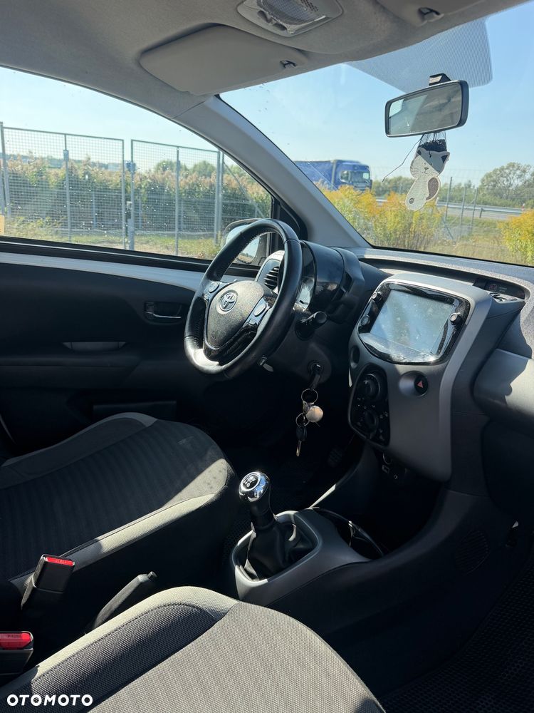 Toyota Aygo 1.0 VVT-i Color Edition - 11