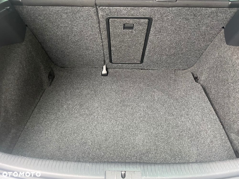 Volkswagen Golf 1.6 TDI DPF BlueMotion Technology Style - 2