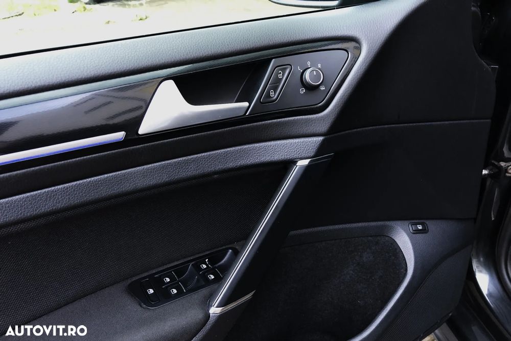 Volkswagen Golf GTE - 13