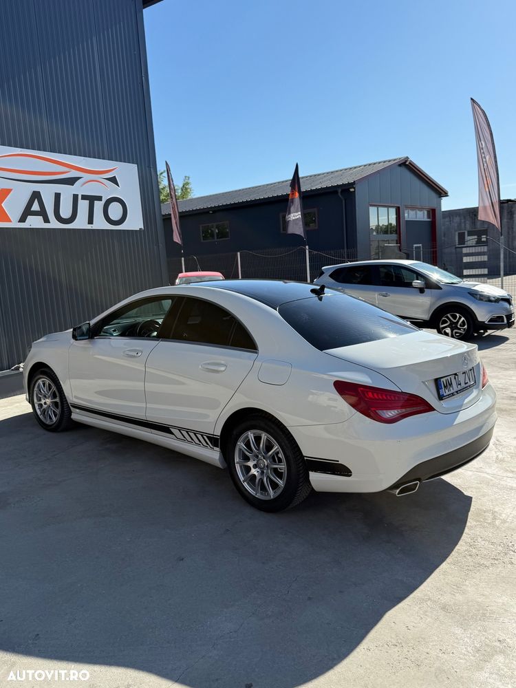 Mercedes-Benz CLA 180 Urban - 32