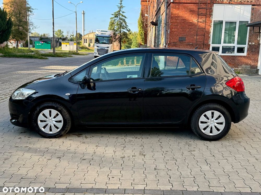 Toyota Auris - 3