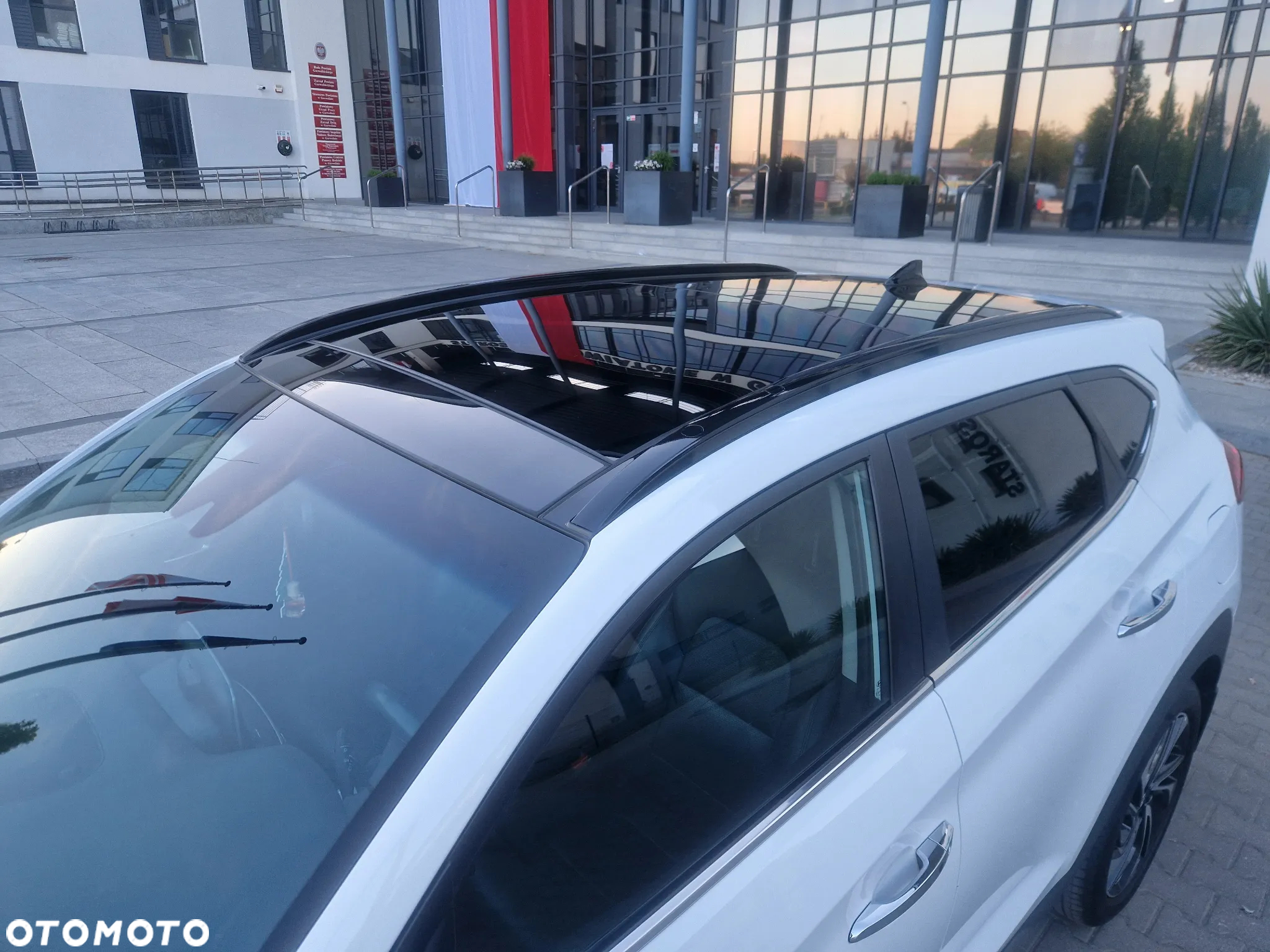 Hyundai Tucson 2.0 CRDI Premium 4WD - 13