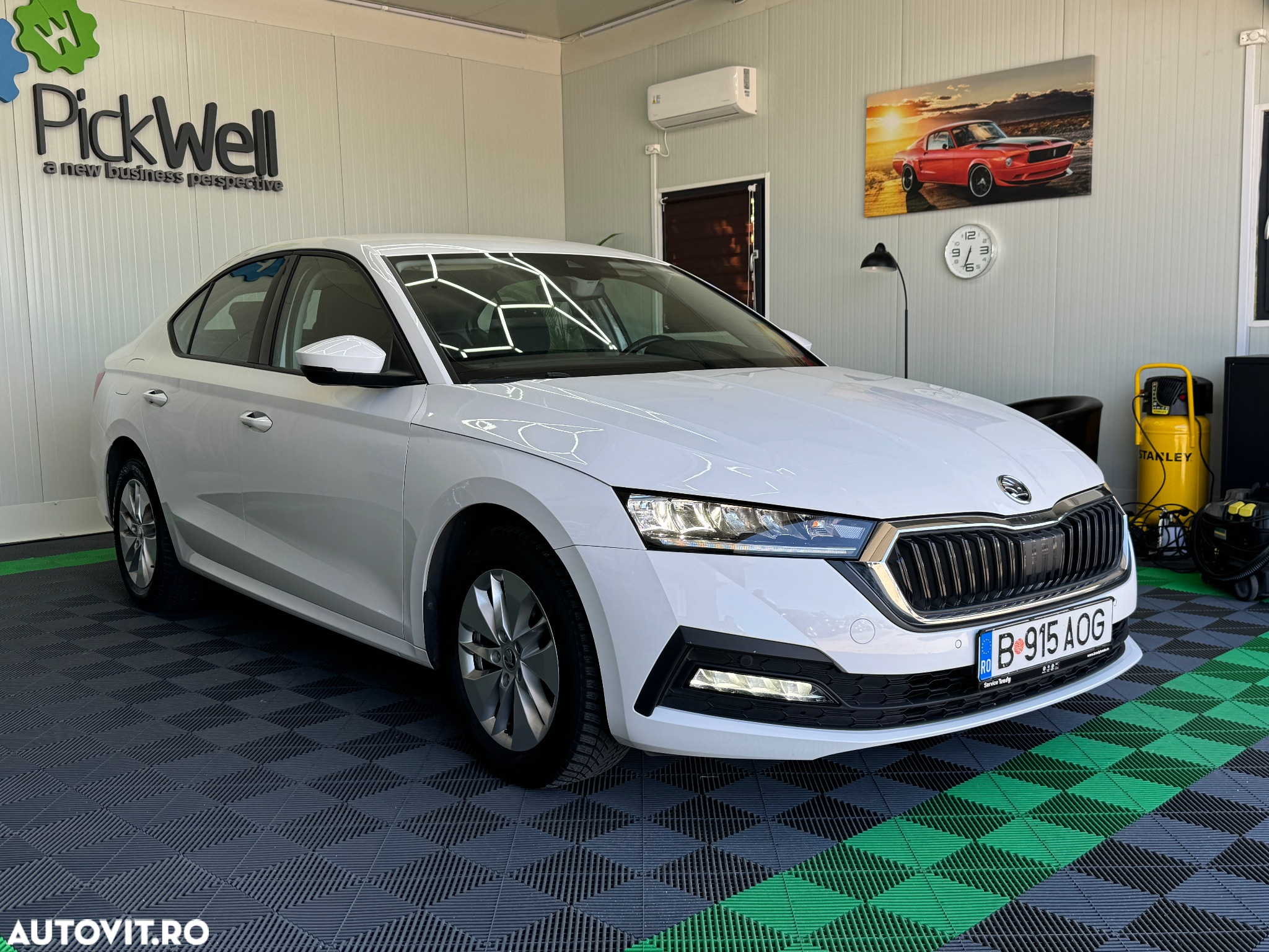 Skoda Octavia 2.0 TDI DSG Ambition - 2