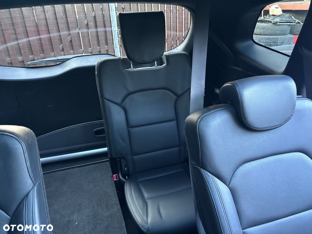 Kia Carens 1.7 CRDi M 7os - 22