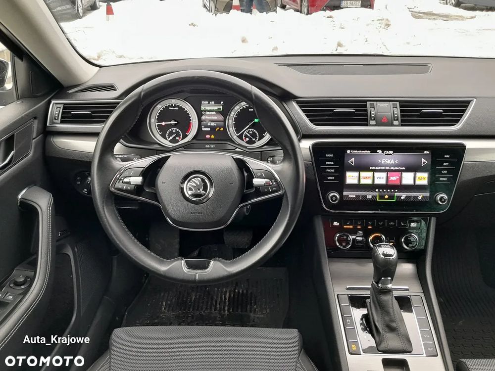 Skoda Superb 2.0 TDI SCR 4x4 Style DSG - 10