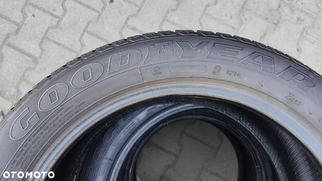 215/50/17 Goodyear Eagle NCT5 - 5