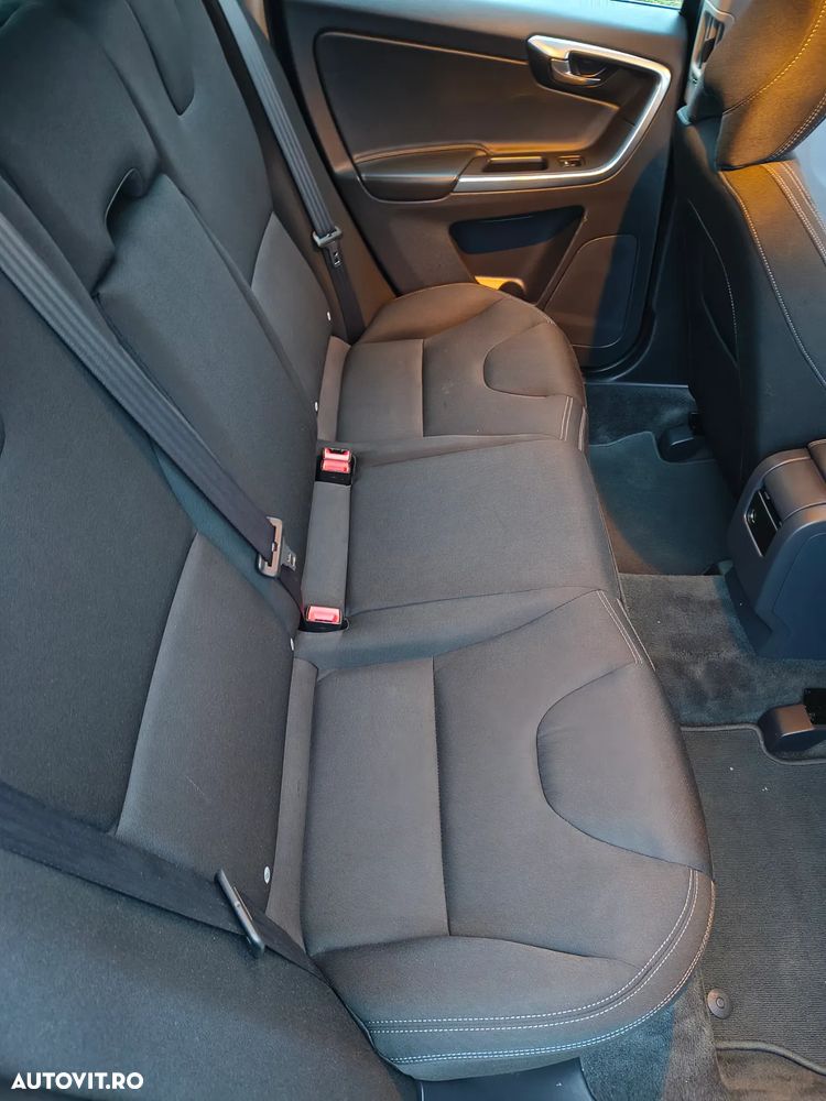 Volvo XC 60 D3 Geartronic Kinetic - 16