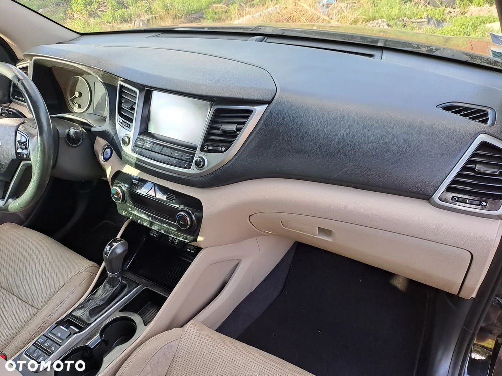 Hyundai Tucson 1.7 CRDI BlueDrive Premium 2WD DCT - 31