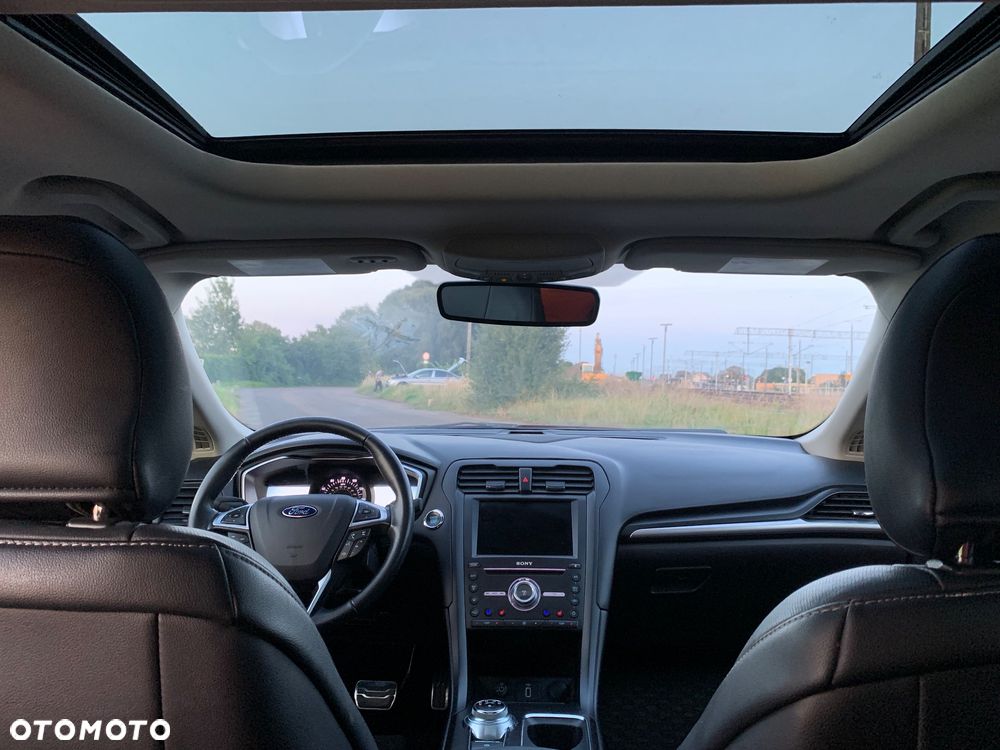 Ford Mondeo 2.0 EcoBoost Titanium - 19