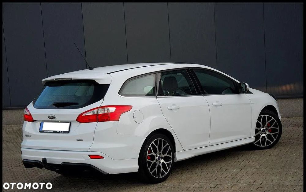 Ford Focus 1.6 TDCi DPF Start-Stopp-System SYNC Edition - 2