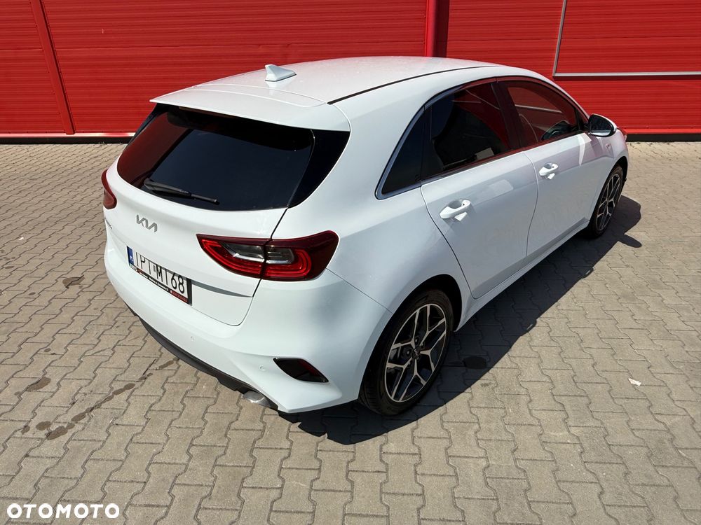 Kia Ceed - 35