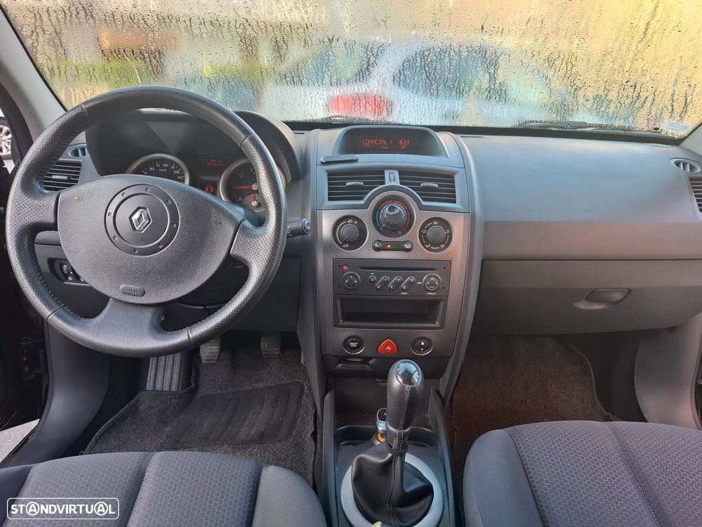 Renault Mégane 1.4 Confort - 13