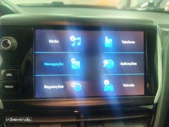 Peugeot 2008 1.2 PureTech Allure - 26