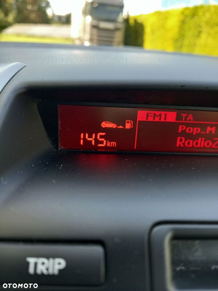Kia Venga - 34