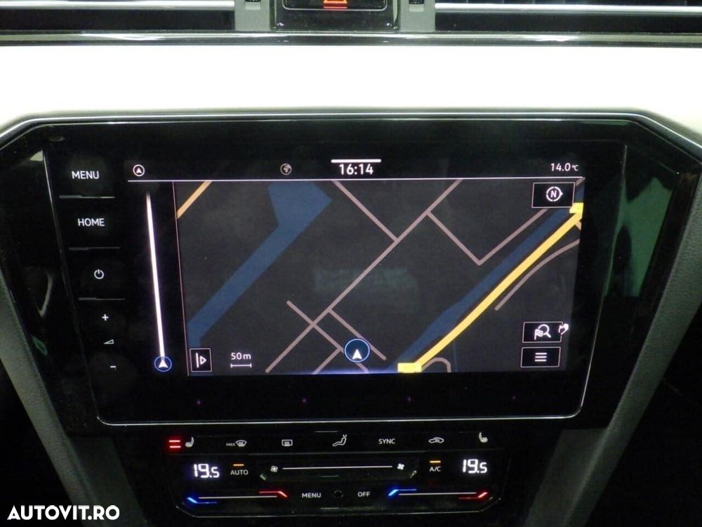 Volkswagen Passat - 12