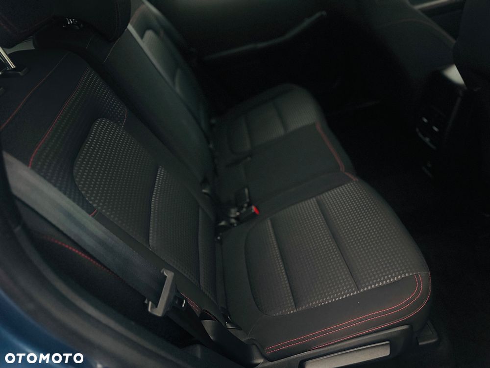 Ford Kuga 2.0 EcoBlue 4x4 ST-LINE - 19