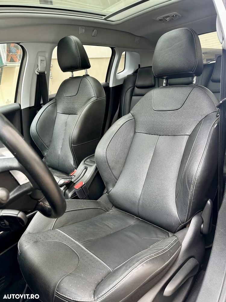 Peugeot 2008 - 5
