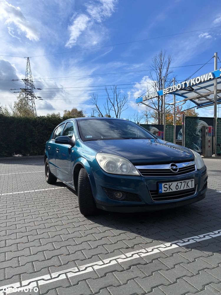Opel Astra 2007 photo 2