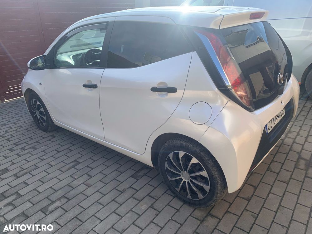 Toyota Aygo 1.0 Terra - 12