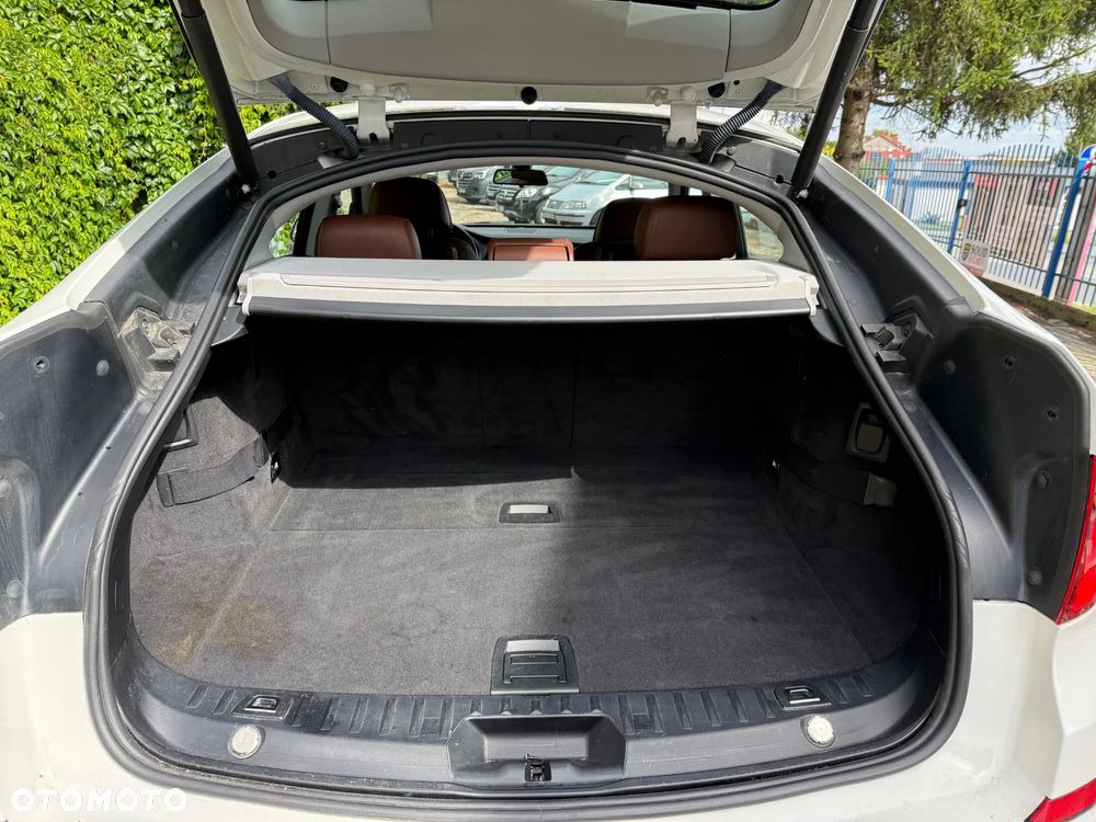 BMW 5GT 535i Luxury Line - 8