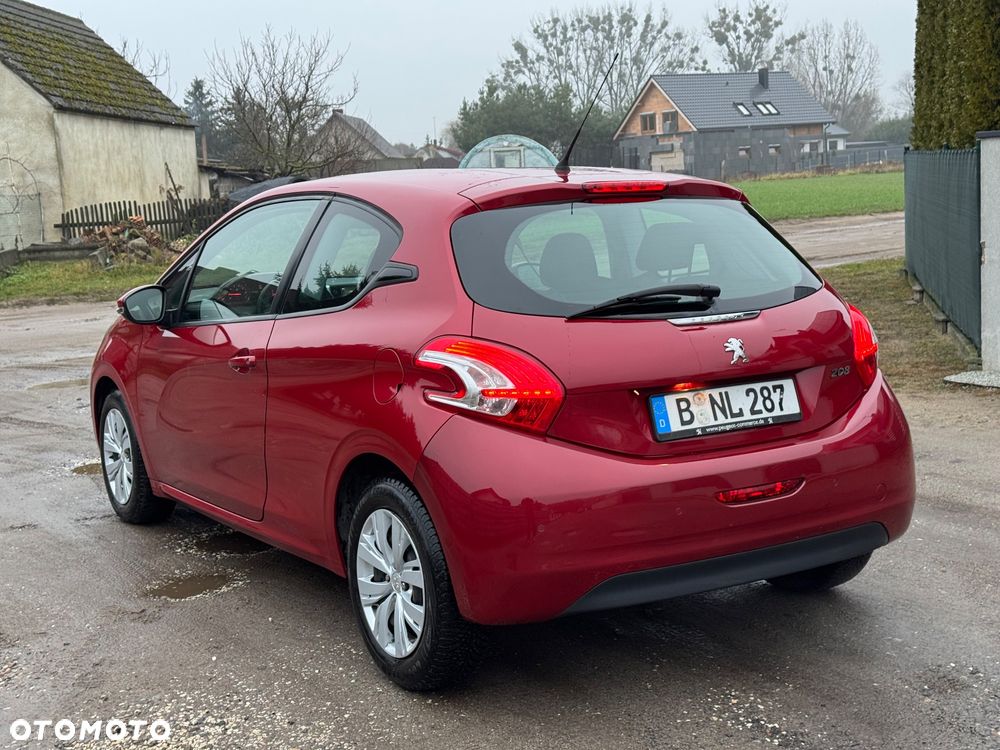 Peugeot 208 PureTech 82 Active - 8