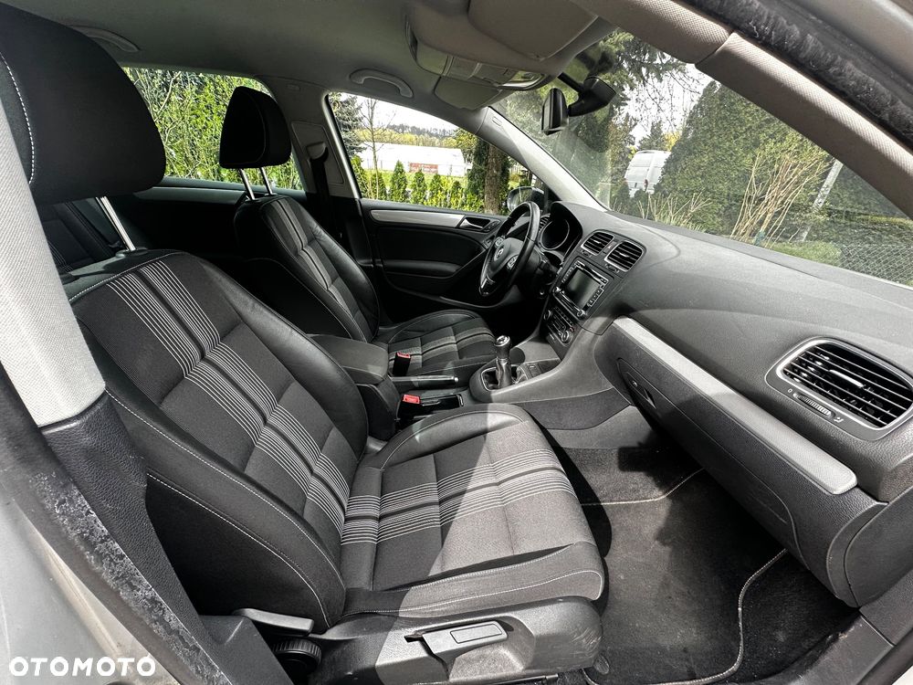 Volkswagen Golf - 16