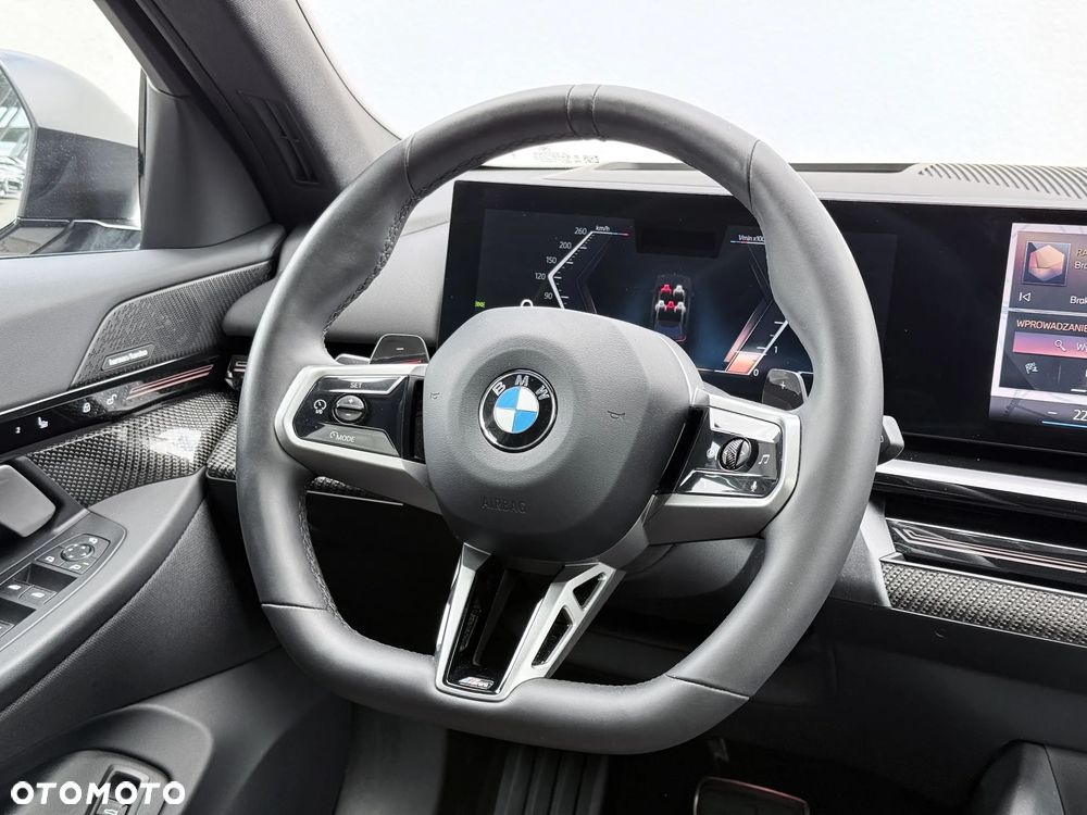 BMW Seria 5 520d xDrive - 18