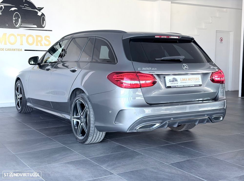 Mercedes-Benz C 300 de AMG Line - 4