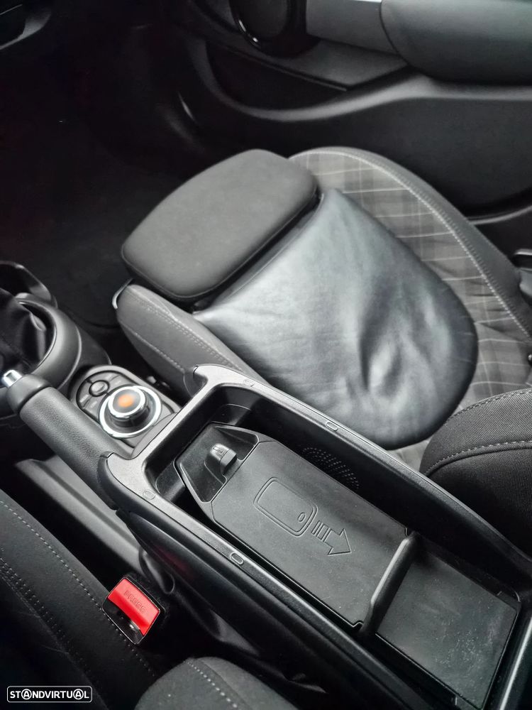 MINI 5 Portas Cooper D - 12